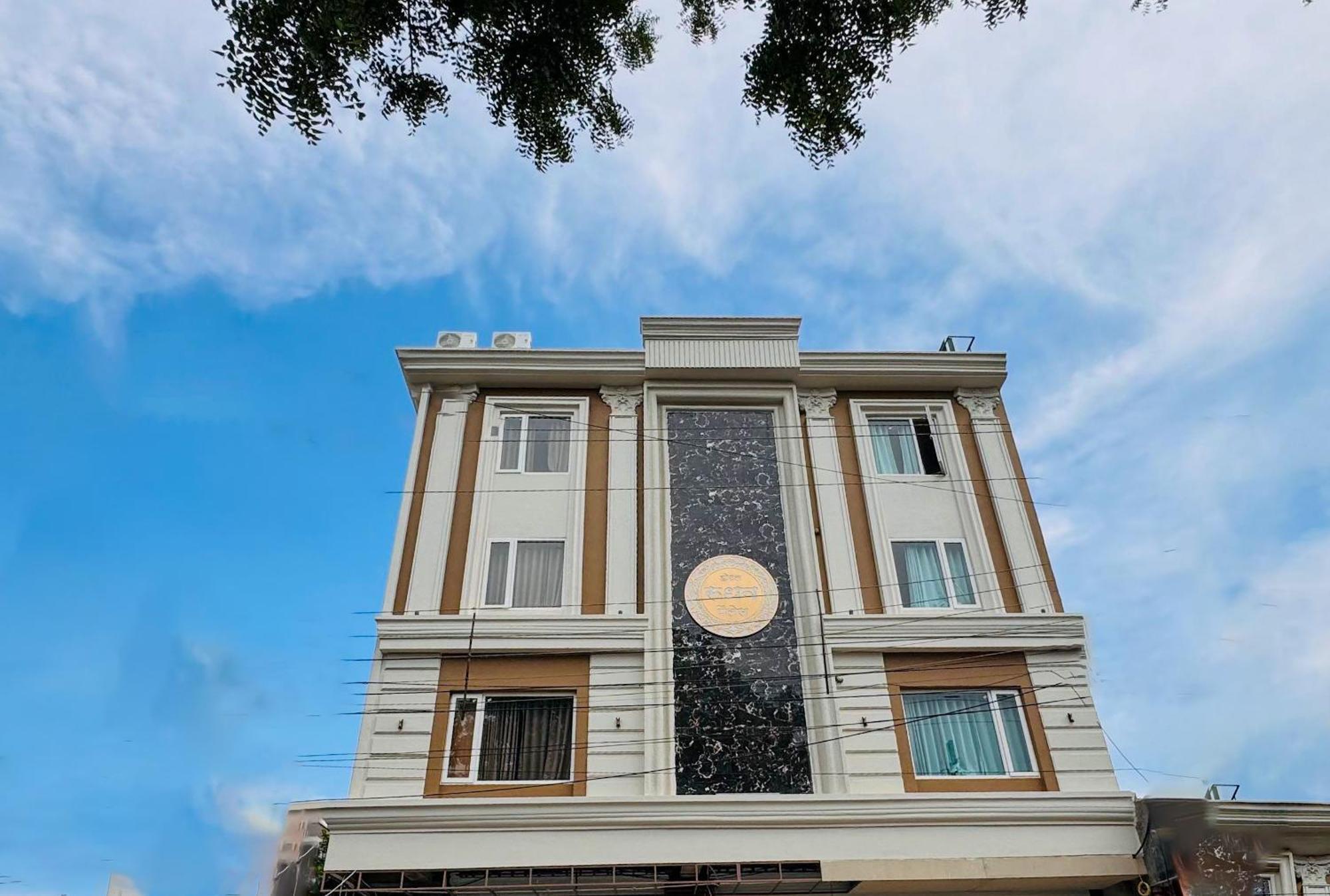 Hotel Rudhav Palace Ujjain Ngoại thất bức ảnh