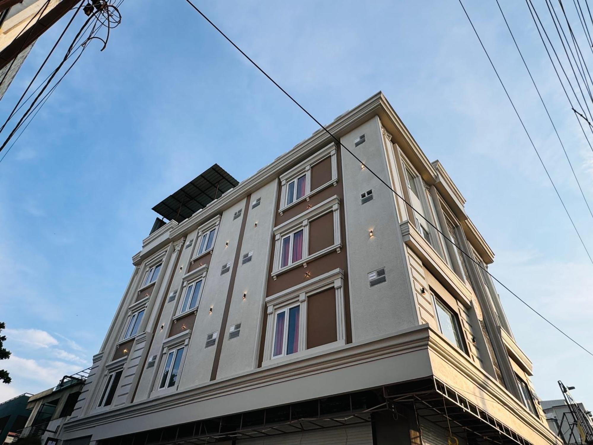 Hotel Rudhav Palace Ujjain Ngoại thất bức ảnh