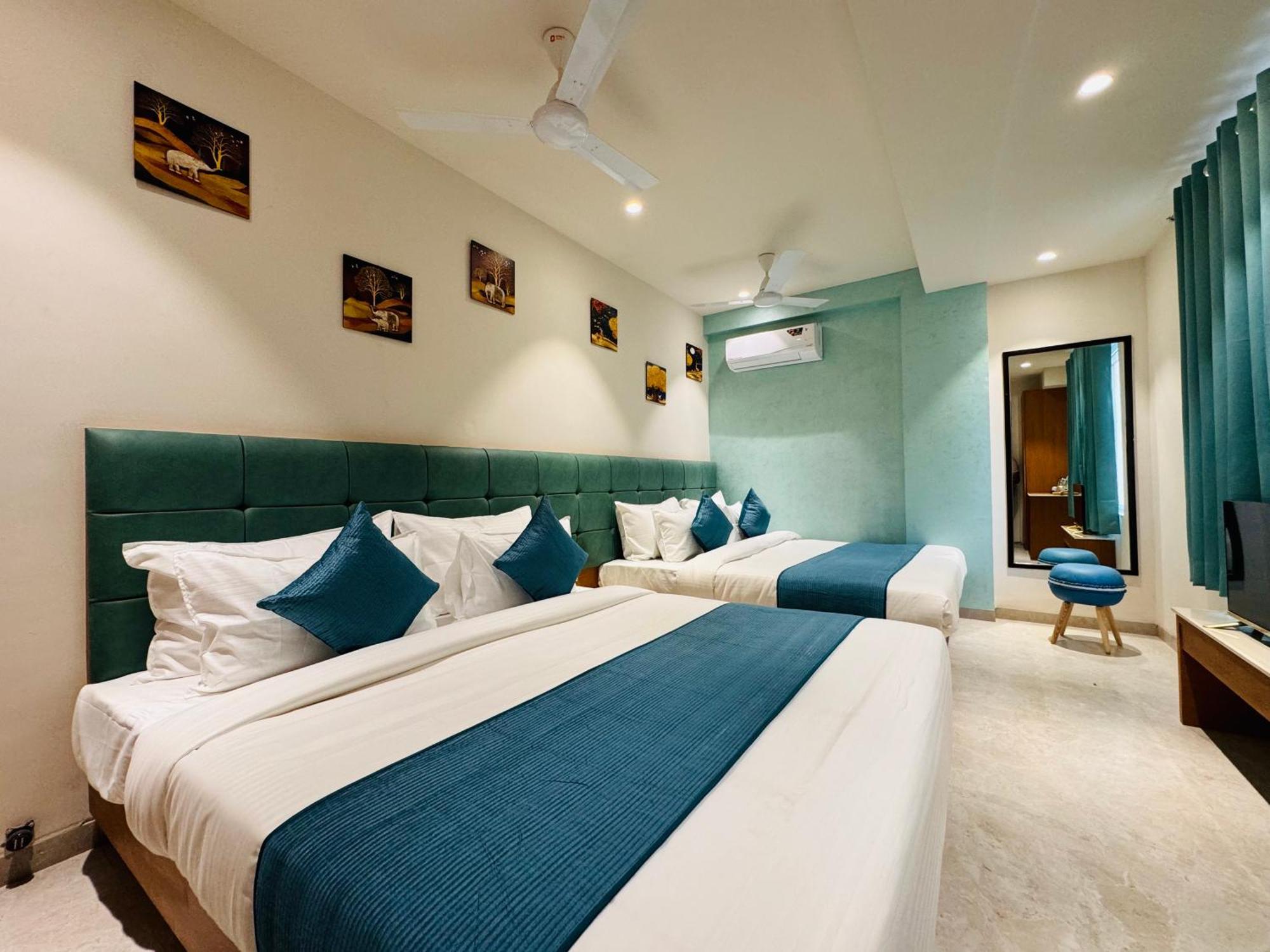 Hotel Rudhav Palace Ujjain Ngoại thất bức ảnh
